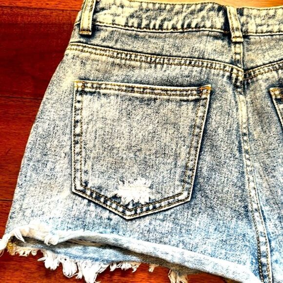 Bullhead shorts  - Picture 5 of 9